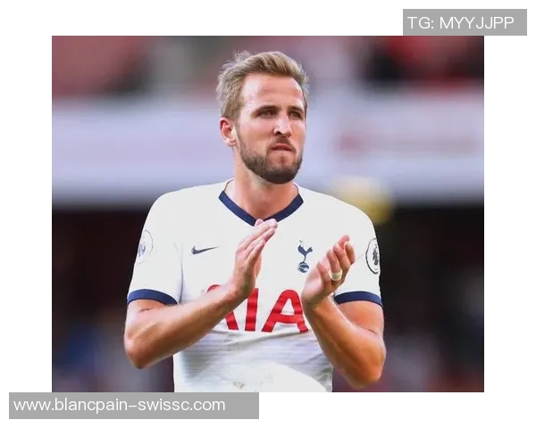 现役最佳球员足球明星的辉煌成就与未来展望分析